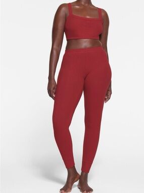 NWT SKIMS Soft Lounge Ribbed Legging in Brick